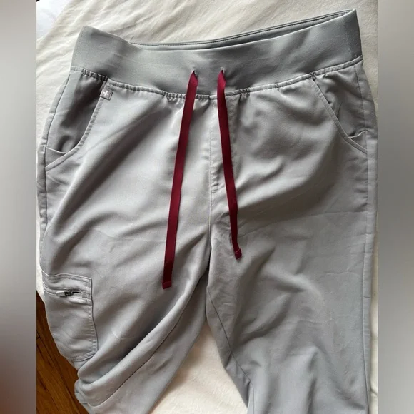 FIGS • Cement LIMITED EDITION • M • High Waisted Zamora Joggers - Picture 6 of 8